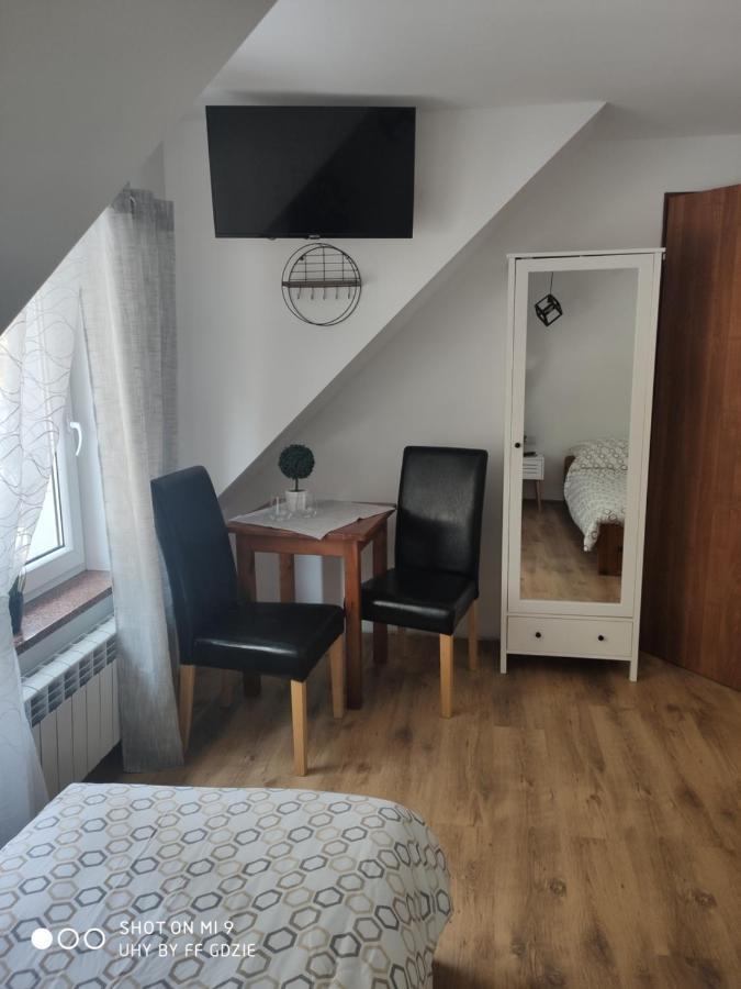 Homestay Pod Sosnami Miedzylesie 6os *
