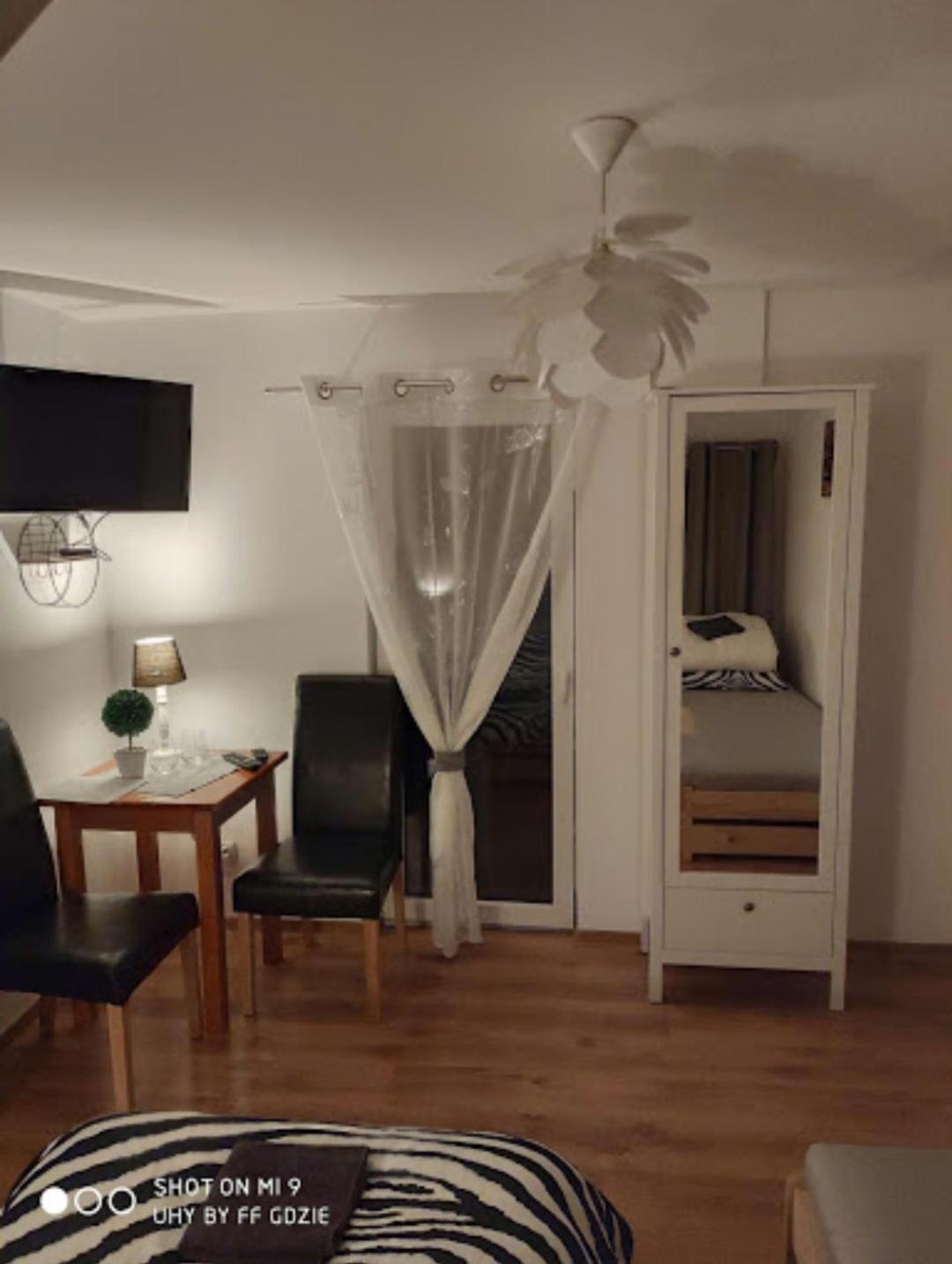 Pod Sosnami Miedzylesie 6os *